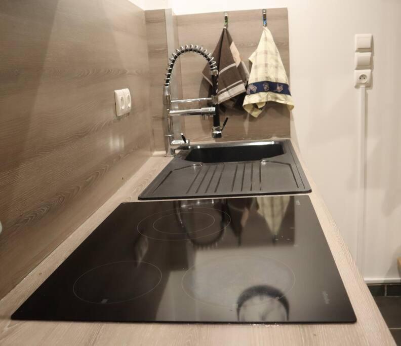 Maison Atypique, Centre-Ville 2+2 Pers Sauna Ir ซีดาน ภายนอก รูปภาพ